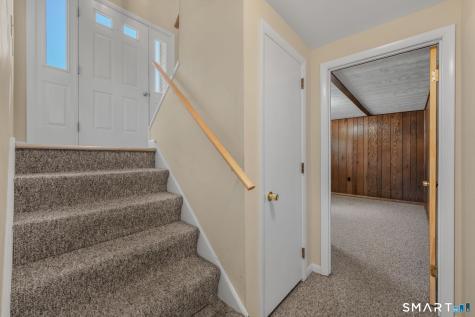 8 Holdsworth Road Preston CT 06365