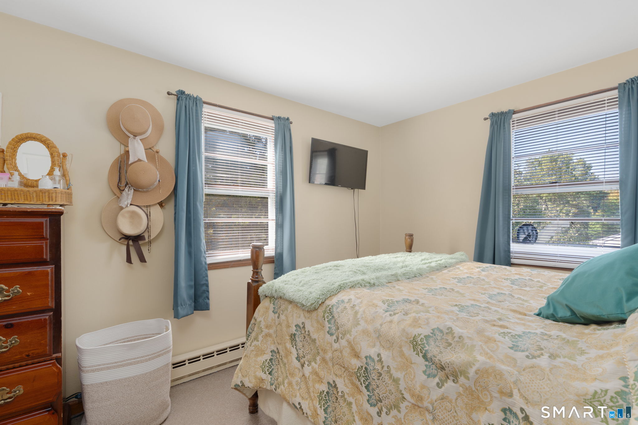 78 Viens Street Putnam CT 06260