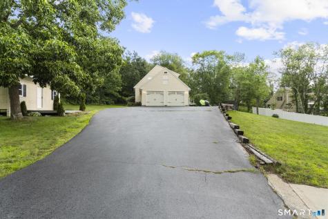 11 Huntington Drive Plainfield CT 06374