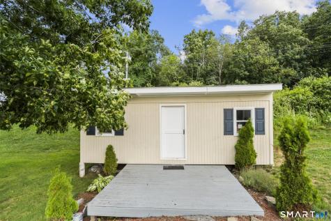 11 Huntington Drive Plainfield CT 06374