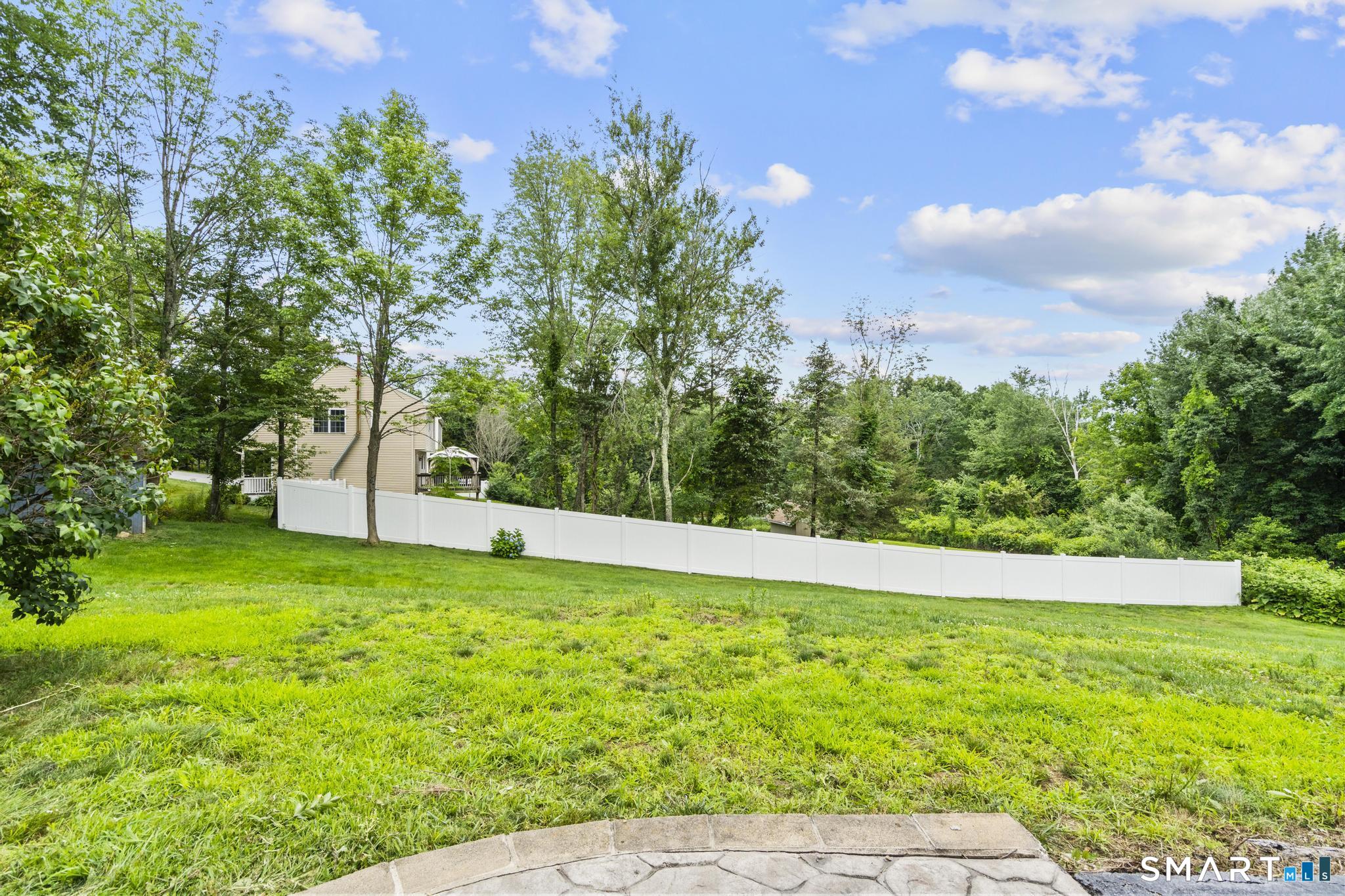 11 Huntington Drive Plainfield CT 06374