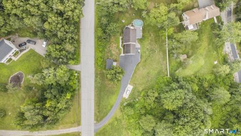 11 Huntington Drive Plainfield CT 06374