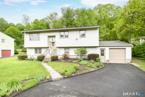 30 Tamanny Trail Danbury CT 06811