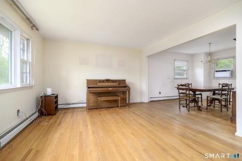 30 Tamanny Trail Danbury CT 06811
