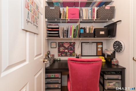 8 Minuteman Circle Southbury CT 06488