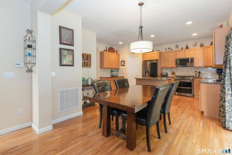 8 Minuteman Circle Southbury CT 06488