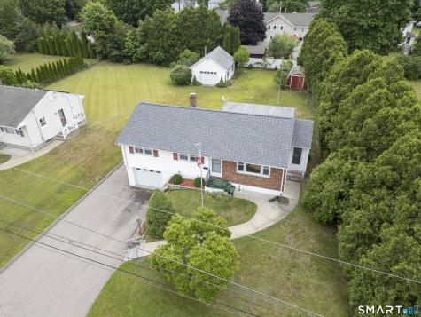 8 Antoinette Street Stonington CT 06379