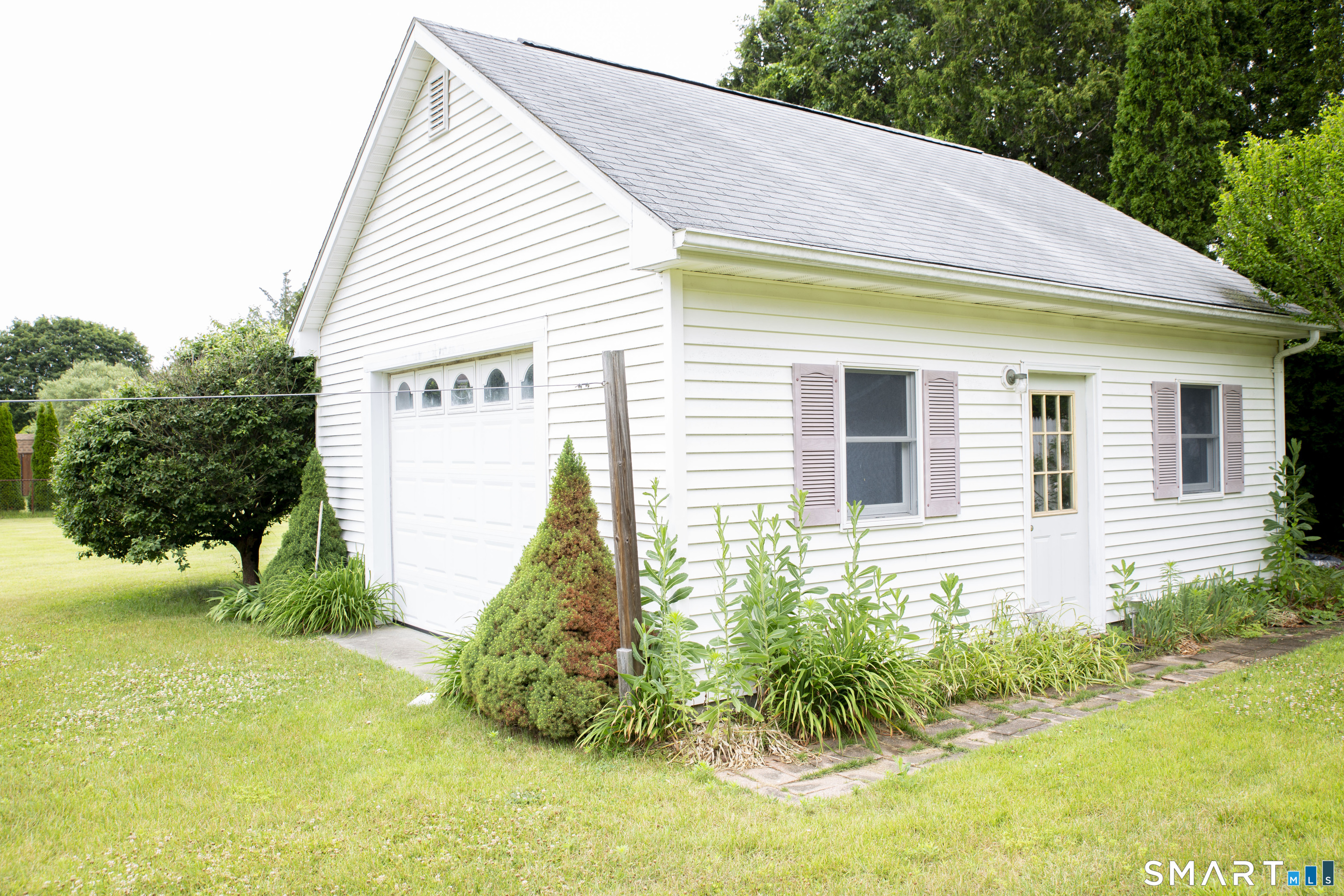 8 Antoinette Street Stonington CT 06379