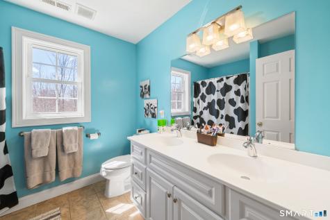 18 Oakwood Drive Beacon Falls CT 06403
