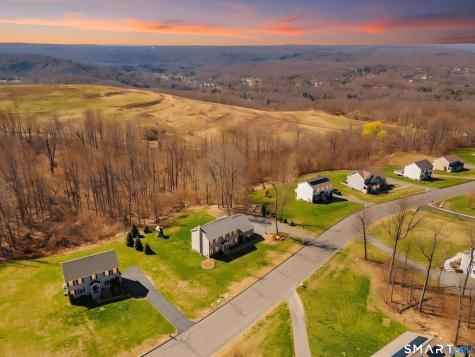 18 Oakwood Drive Beacon Falls CT 06403