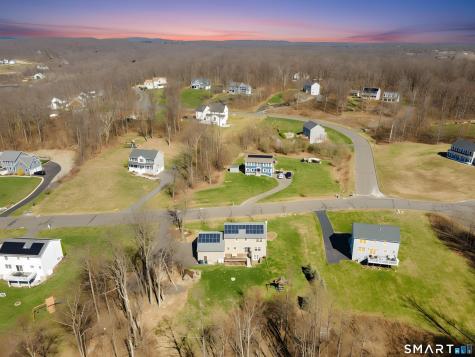 18 Oakwood Drive Beacon Falls CT 06403