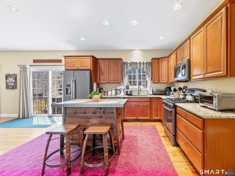 18 Oakwood Drive Beacon Falls CT 06403