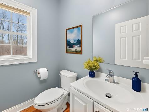 18 Oakwood Drive Beacon Falls CT 06403