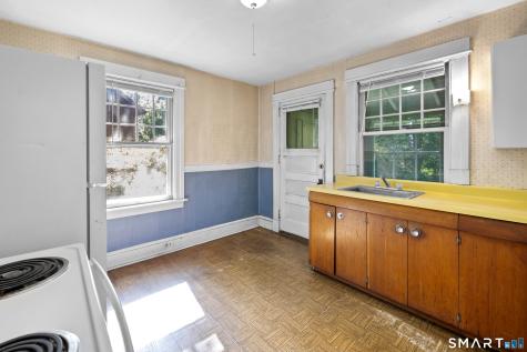 4 Hubbard Place Wethersfield CT 06109