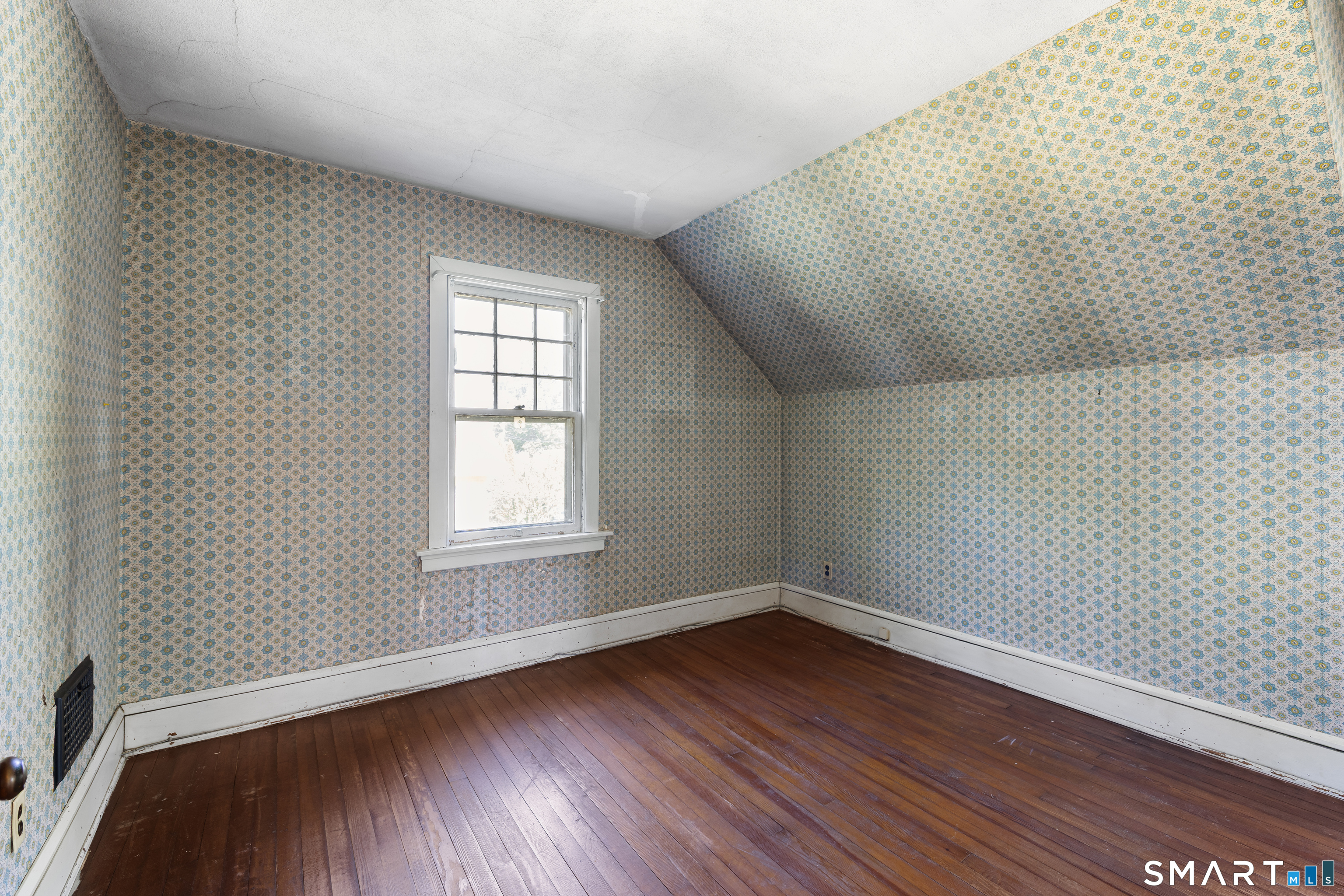 4 Hubbard Place Wethersfield CT 06109