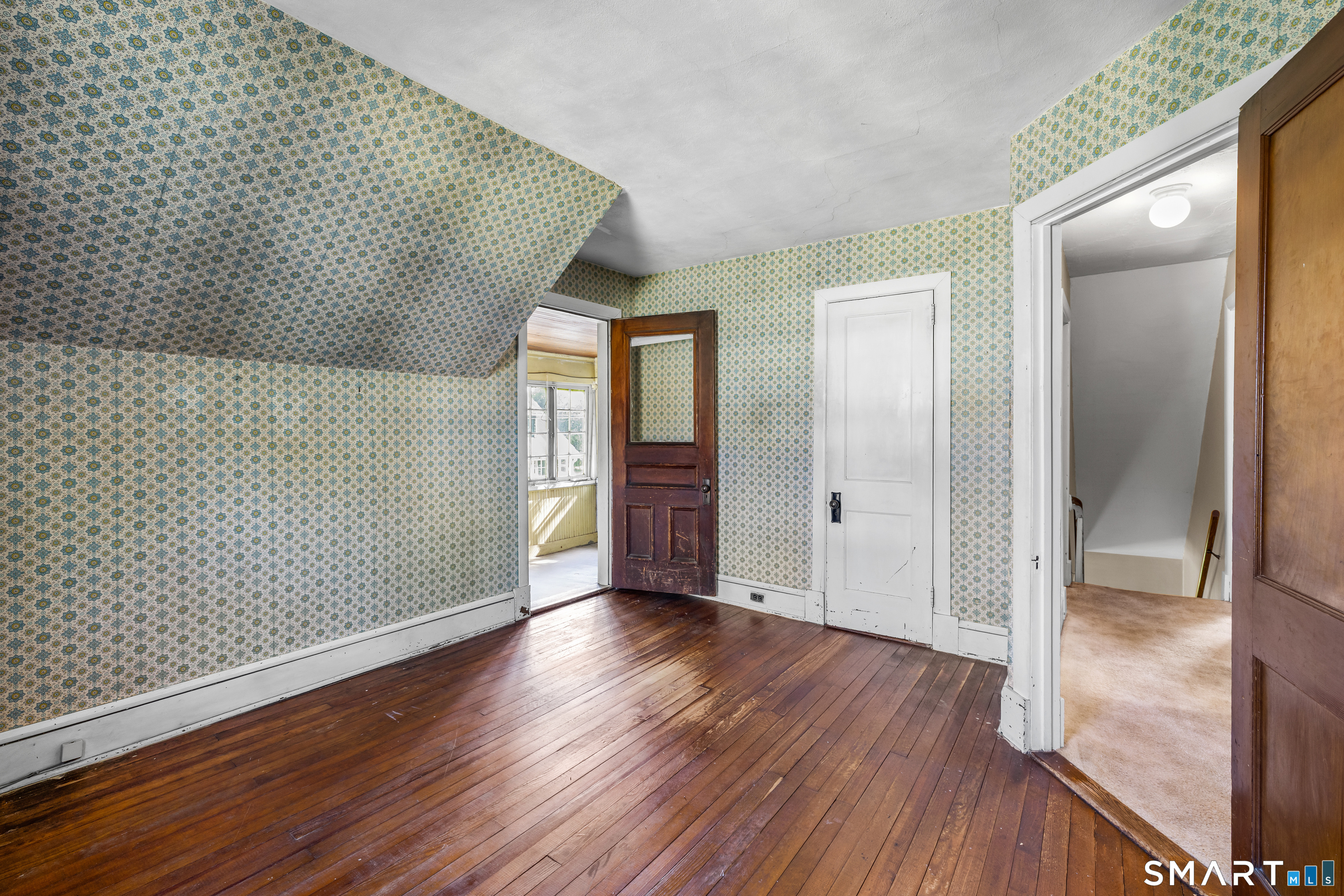 4 Hubbard Place Wethersfield CT 06109