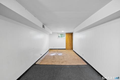 4 Hubbard Place Wethersfield CT 06109