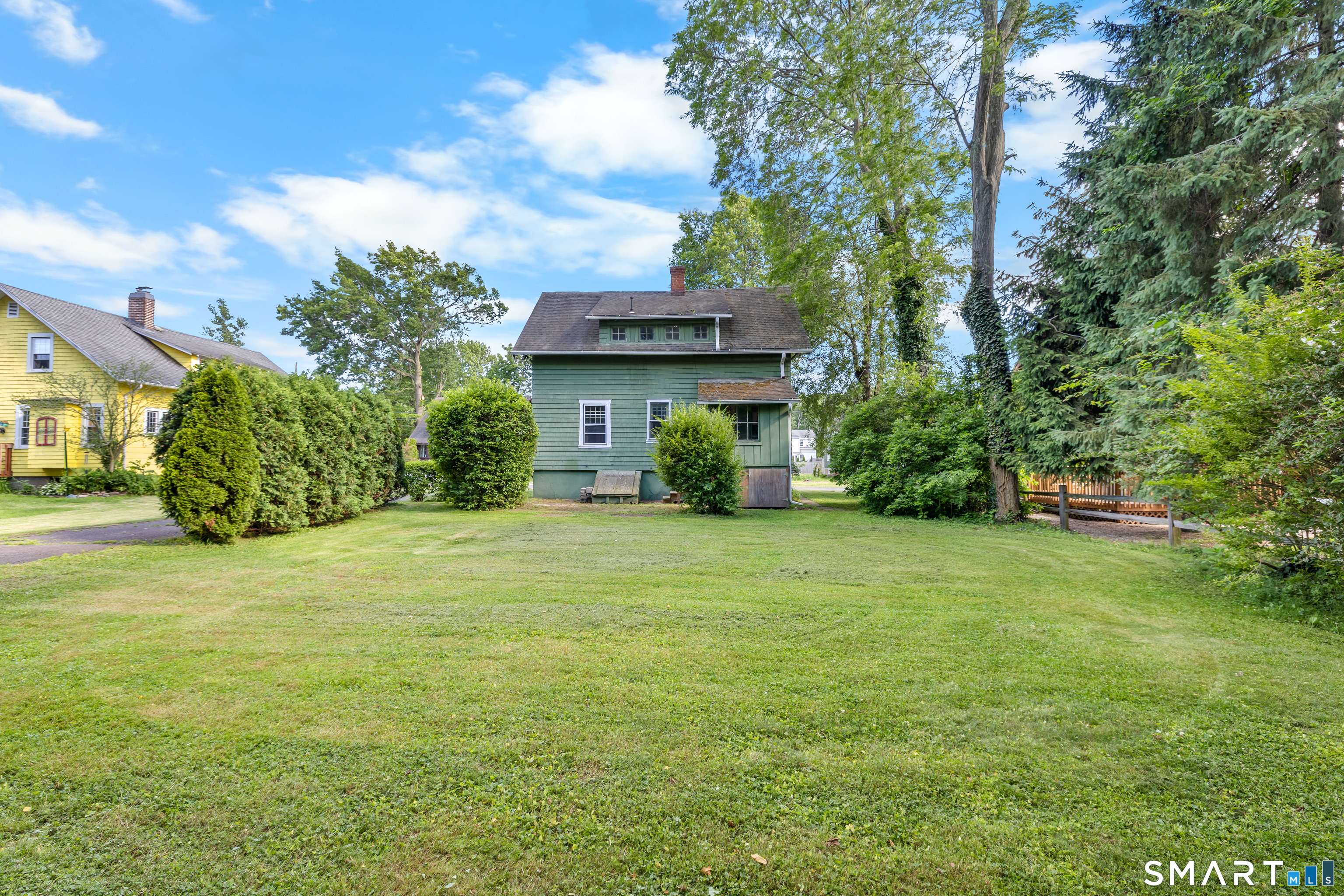 4 Hubbard Place Wethersfield CT 06109