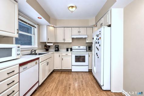 13 Red Robin Road Naugatuck CT 06770