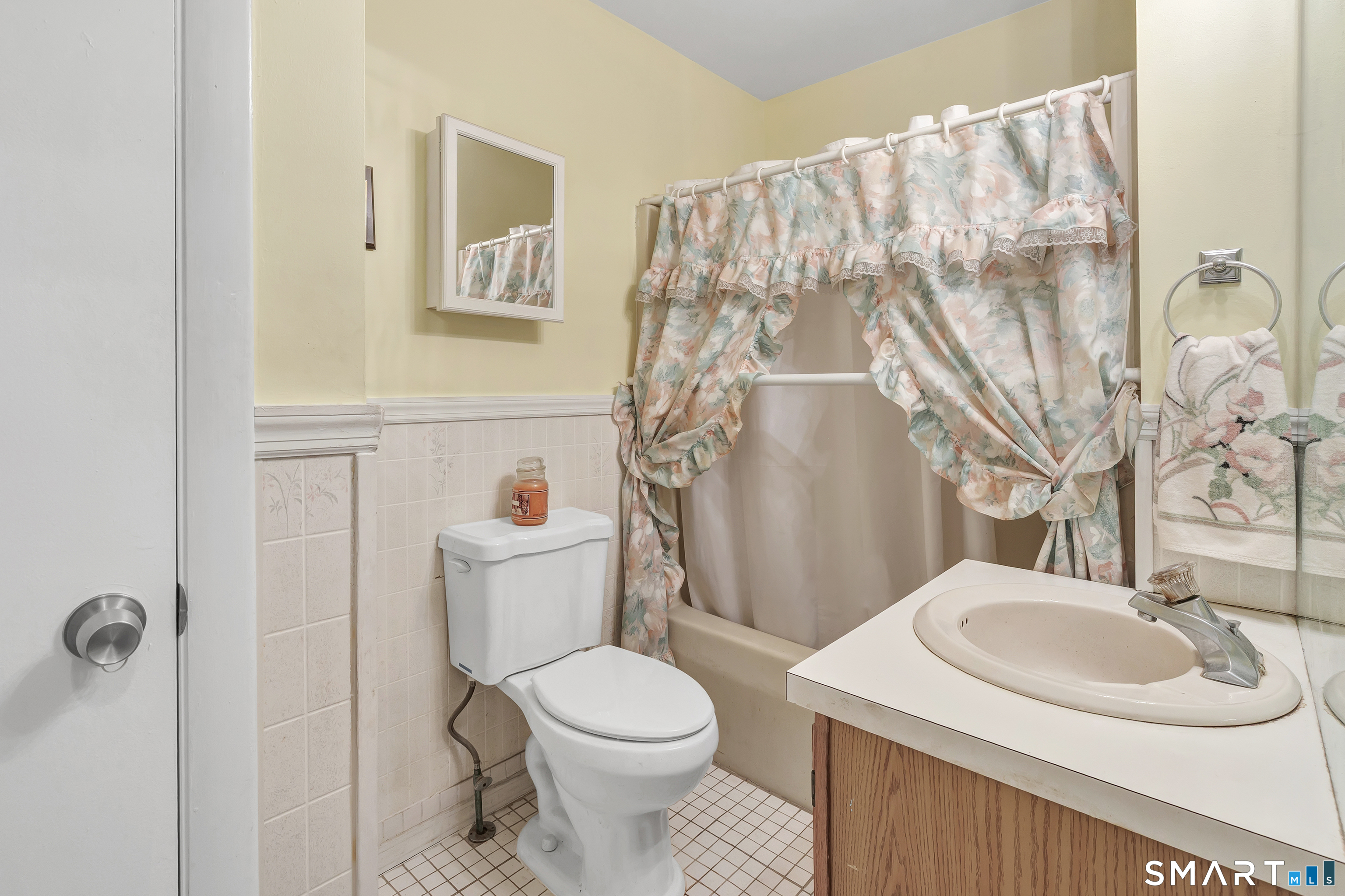 123 River Road Shelton CT 06484
