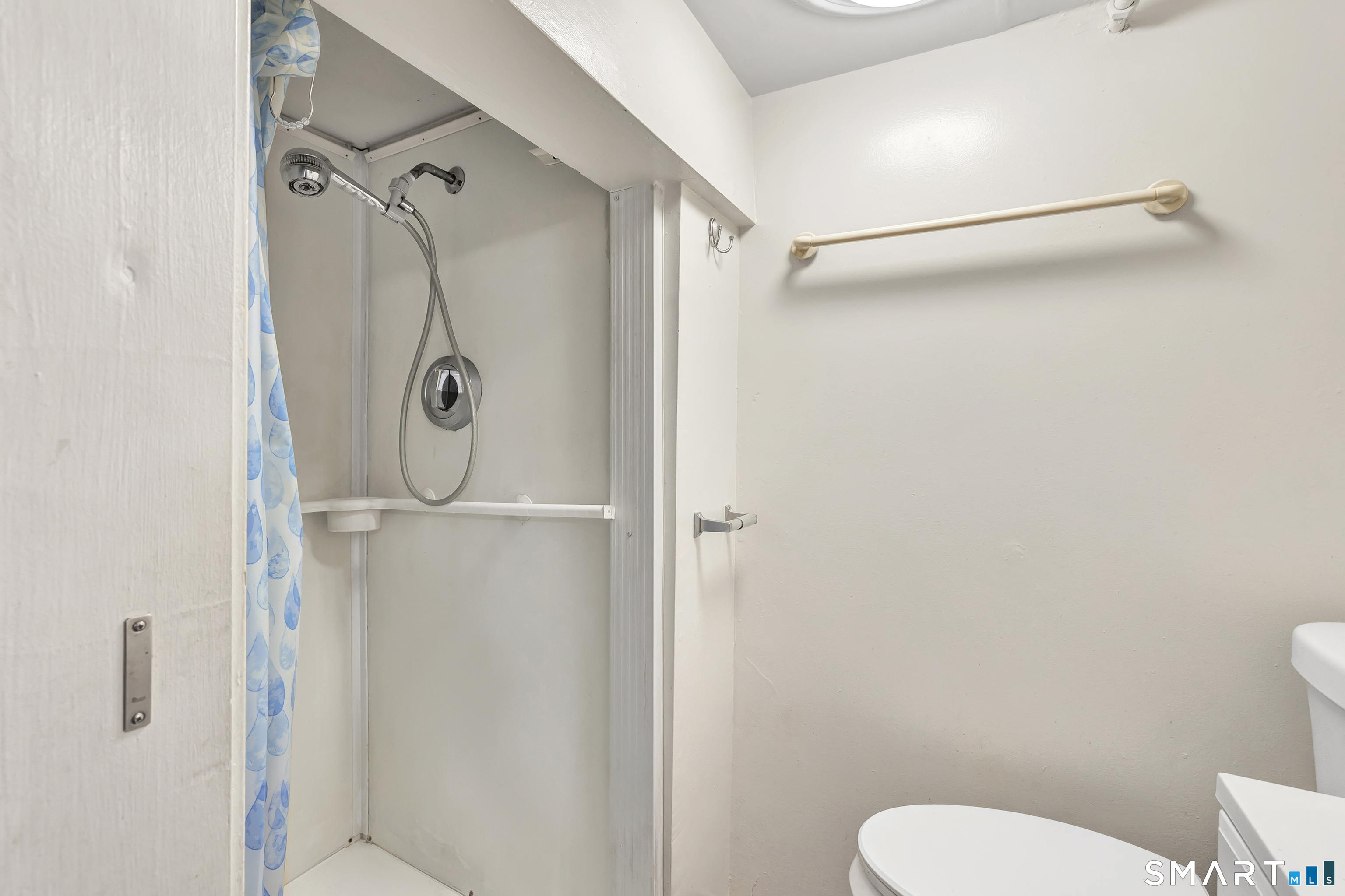 123 River Road Shelton CT 06484