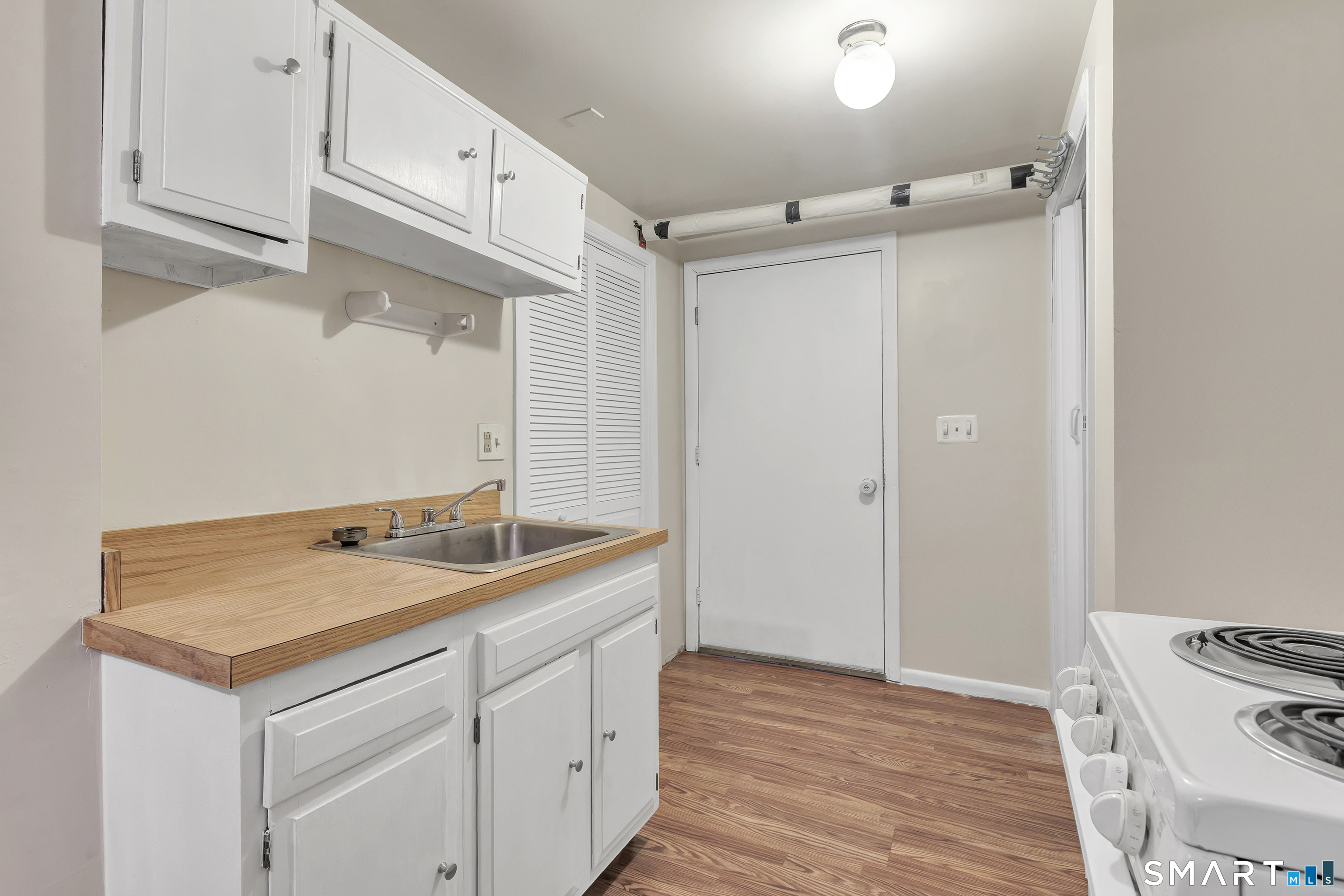 123 River Road Shelton CT 06484