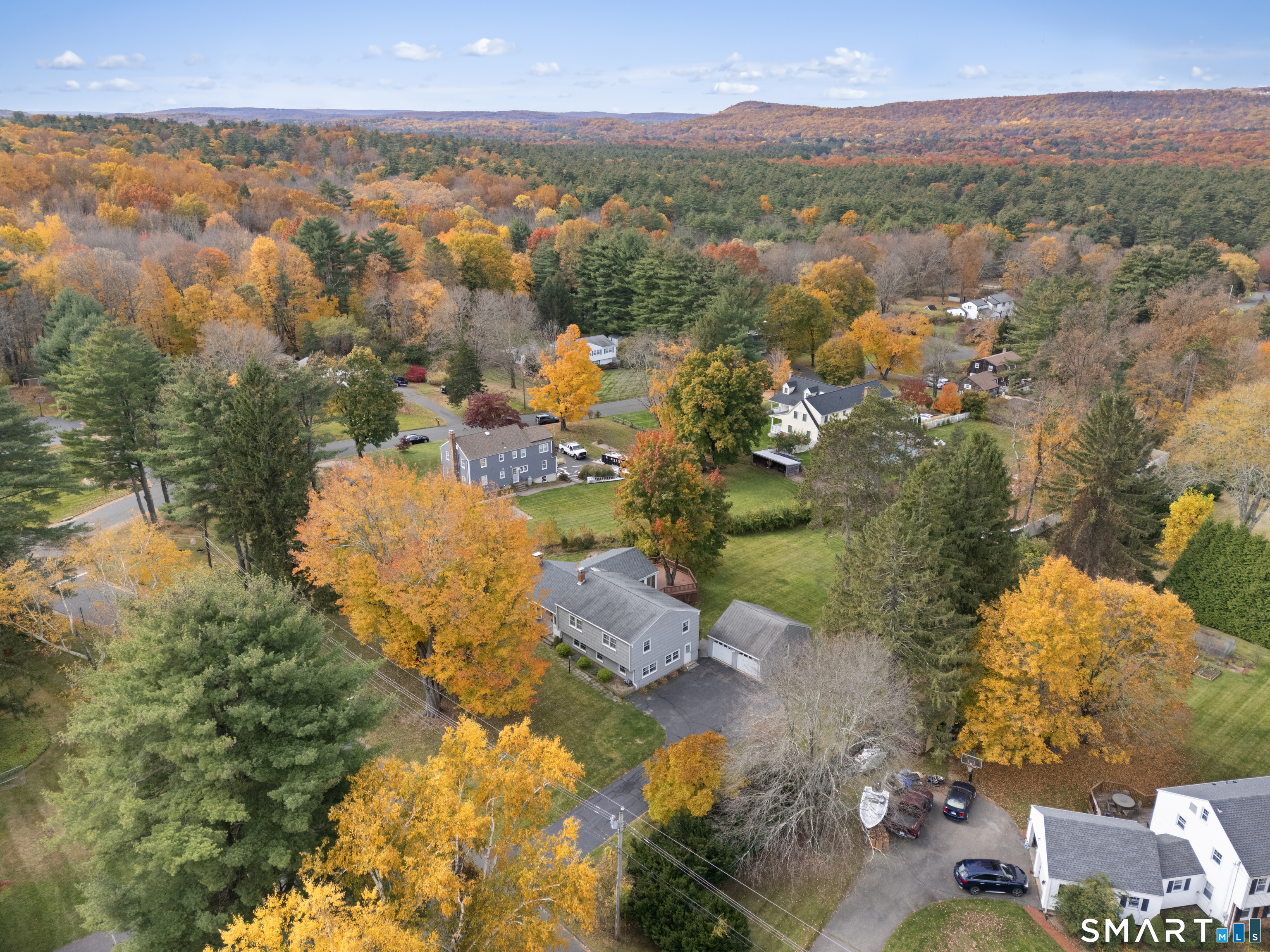 17 Long View Drive Simsbury CT 06070