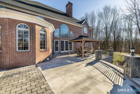 8 Nod Hill Road Oxford CT 06478