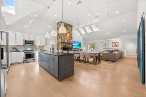 27 Quarry Road Stonington CT 06355