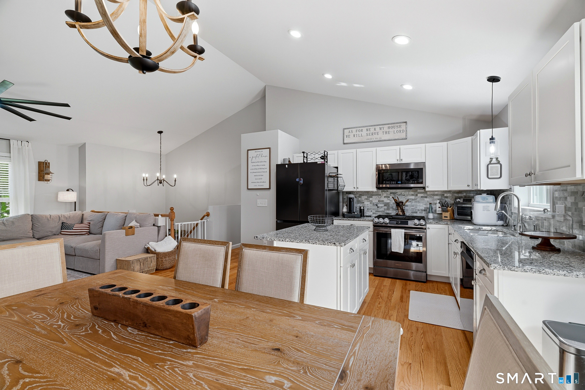 845 Old Colchester Road Montville CT 06370