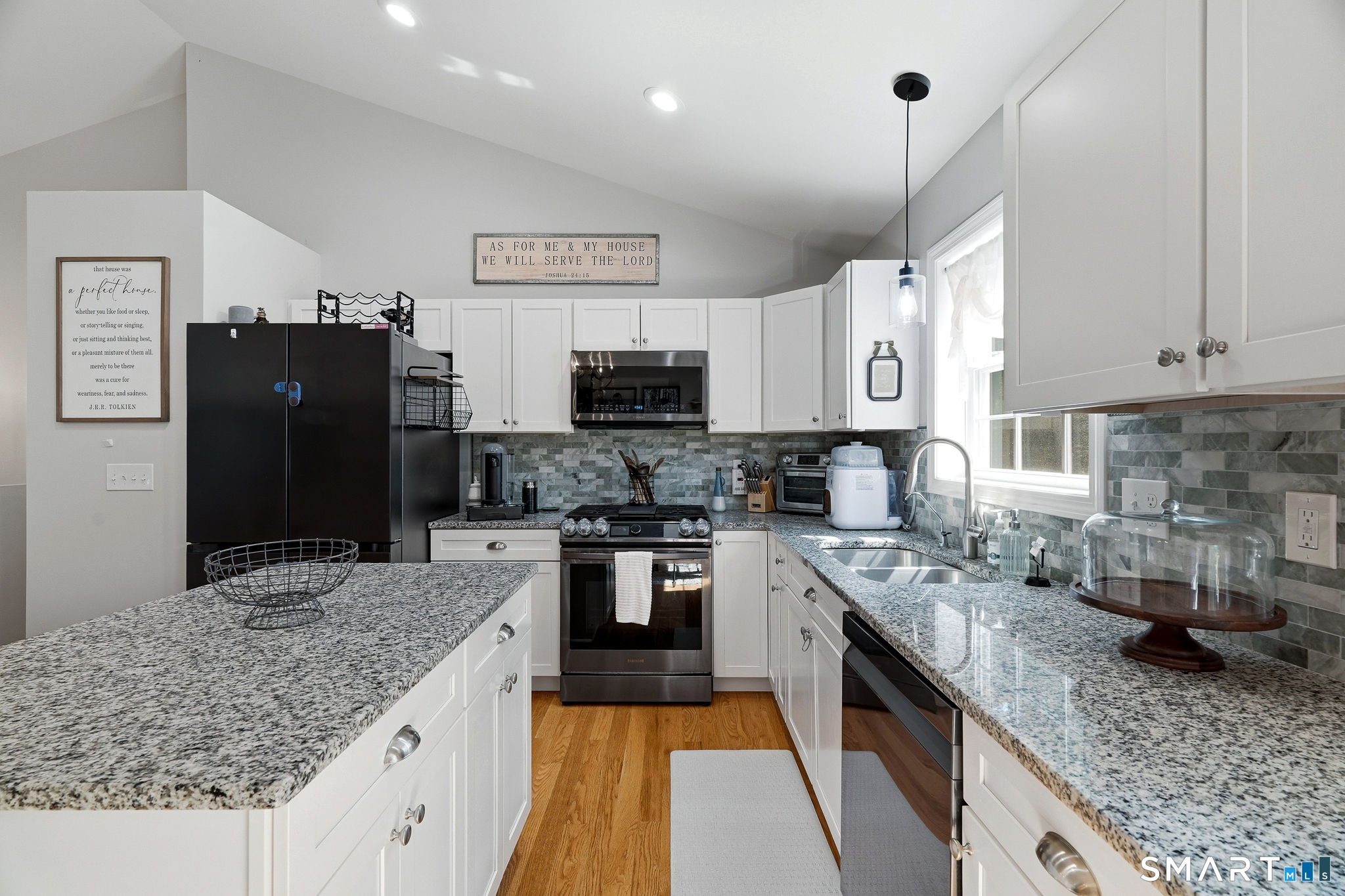 845 Old Colchester Road Montville CT 06370