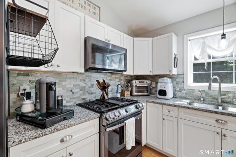 845 Old Colchester Road Montville CT 06370