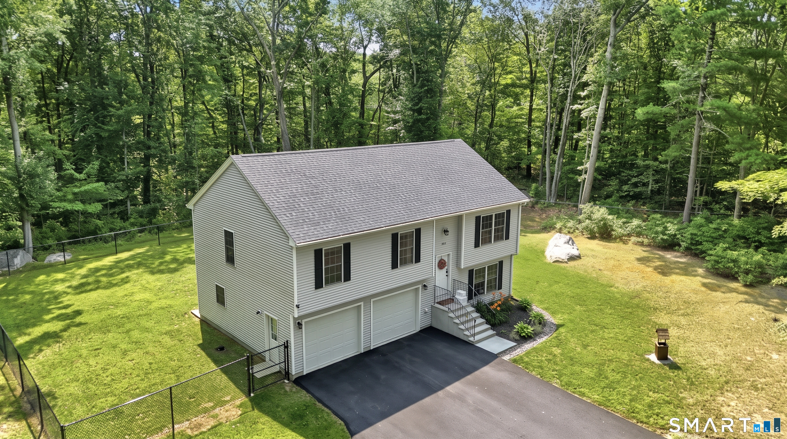 845 Old Colchester Road Montville CT 06370