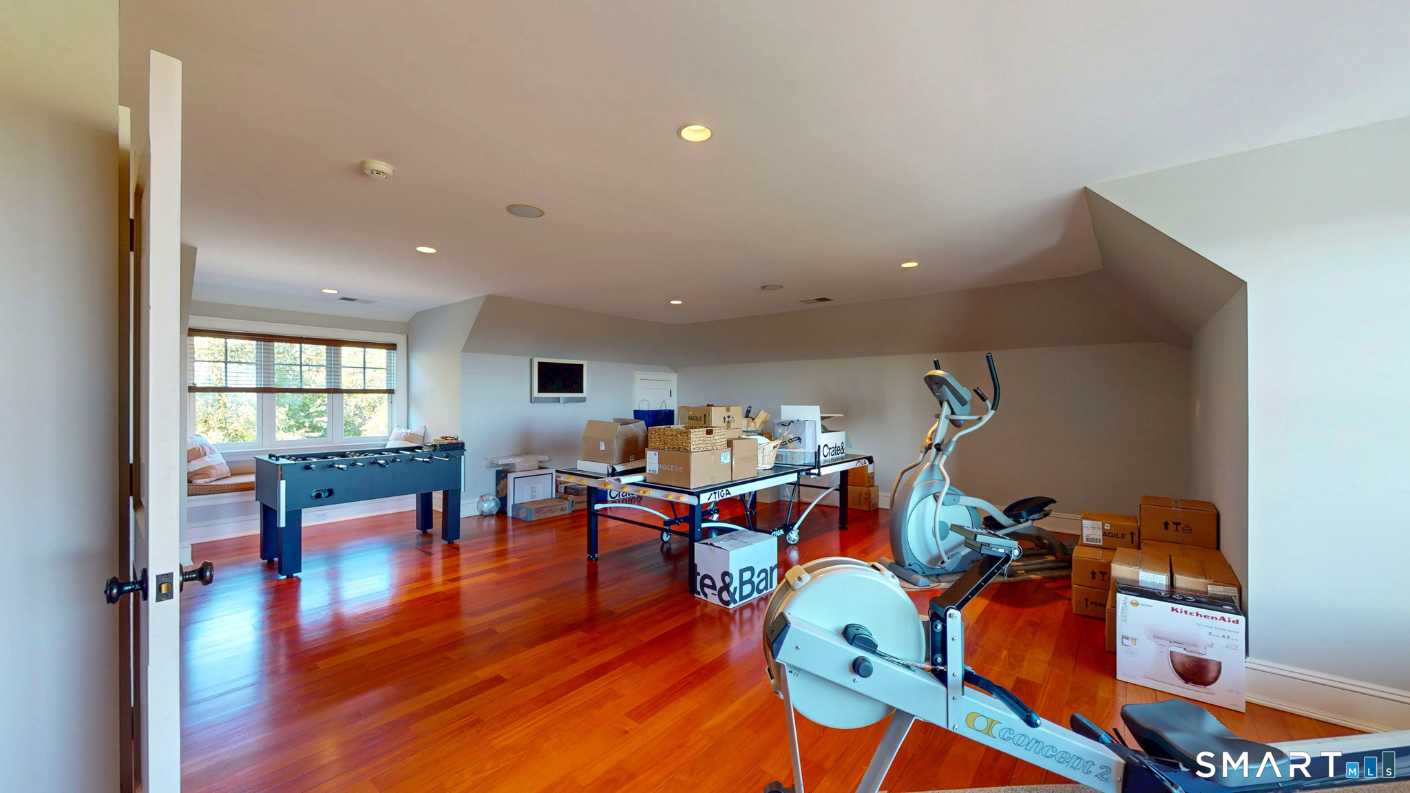 12 Northeast Road Farmington CT 06032