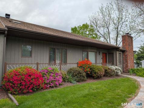 31 Pole Bridge Road Newtown CT 06482