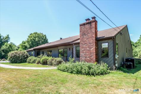 31 Pole Bridge Road Newtown CT 06482