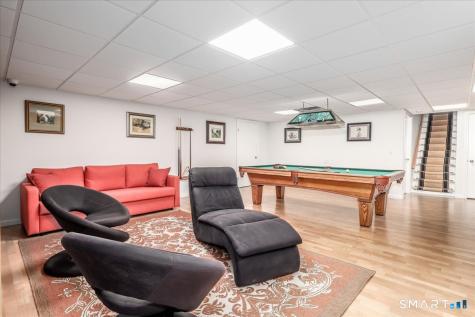 31 Pole Bridge Road Newtown CT 06482