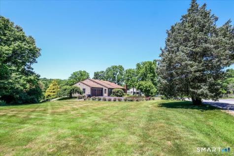 31 Pole Bridge Road Newtown CT 06482