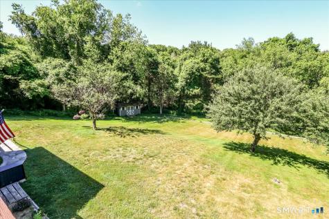 31 Pole Bridge Road Newtown CT 06482