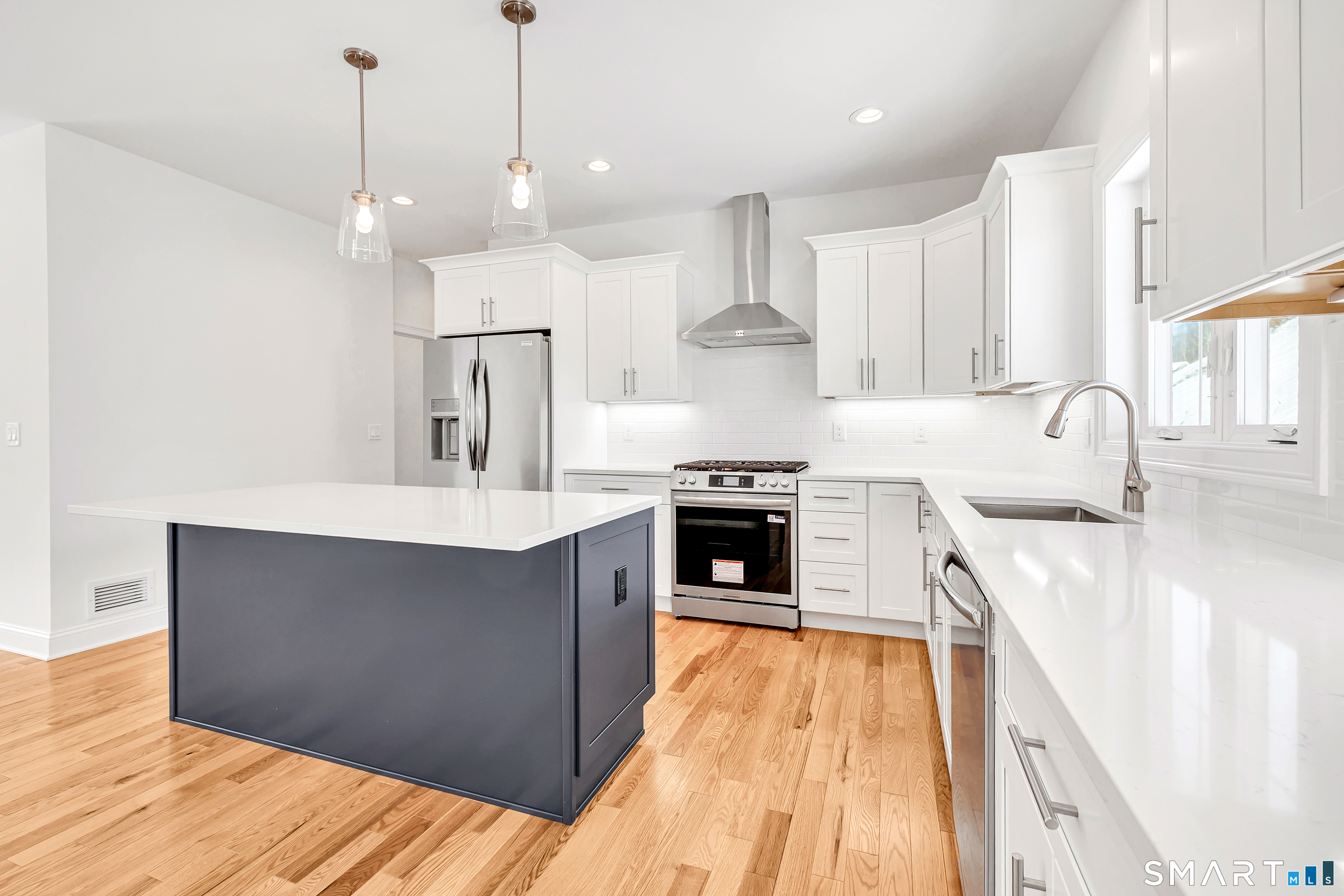15 Hunting Ridge Road Middlebury CT 06762