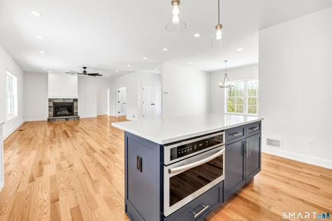 15 Hunting Ridge Road Middlebury CT 06762