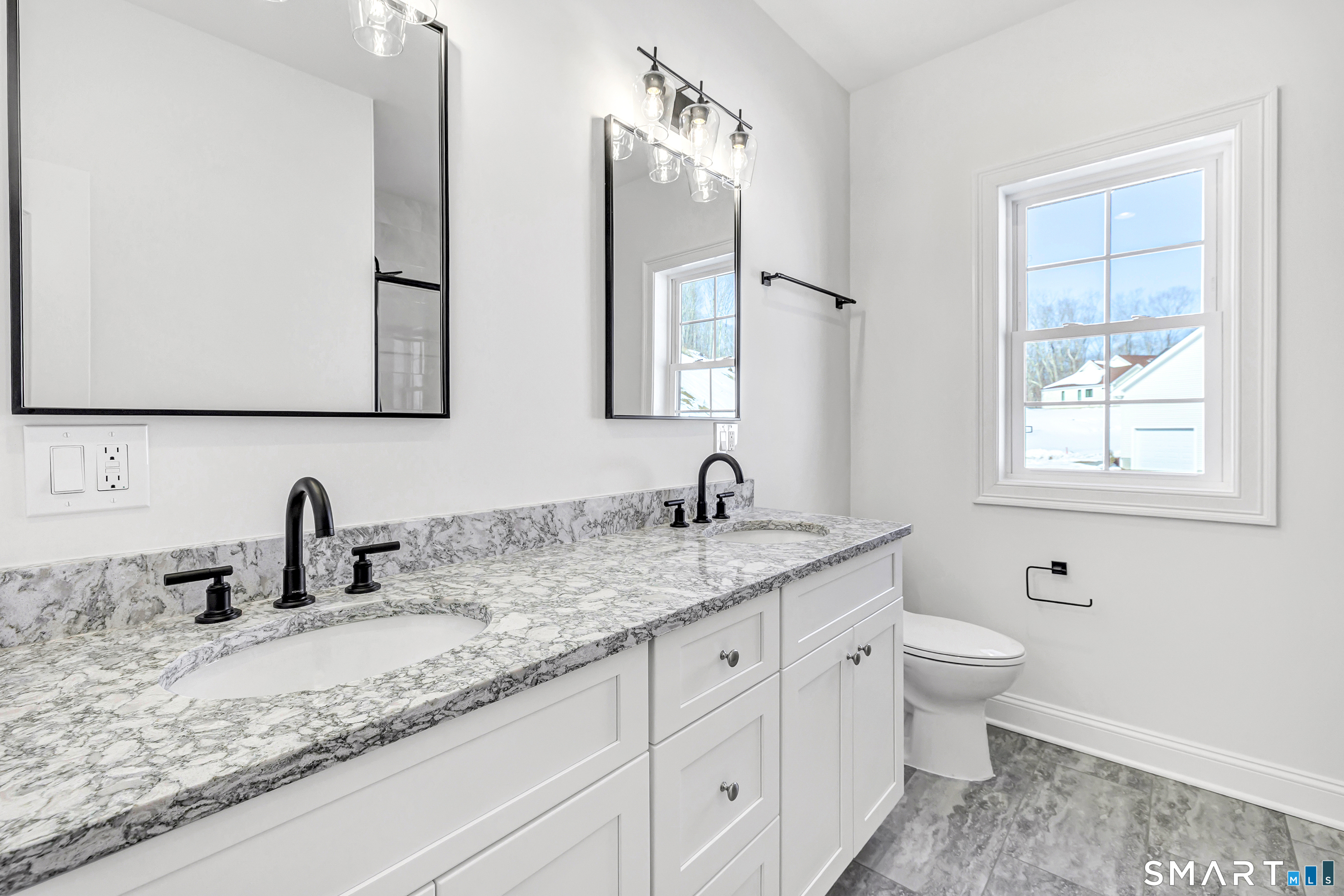 15 Hunting Ridge Road Middlebury CT 06762