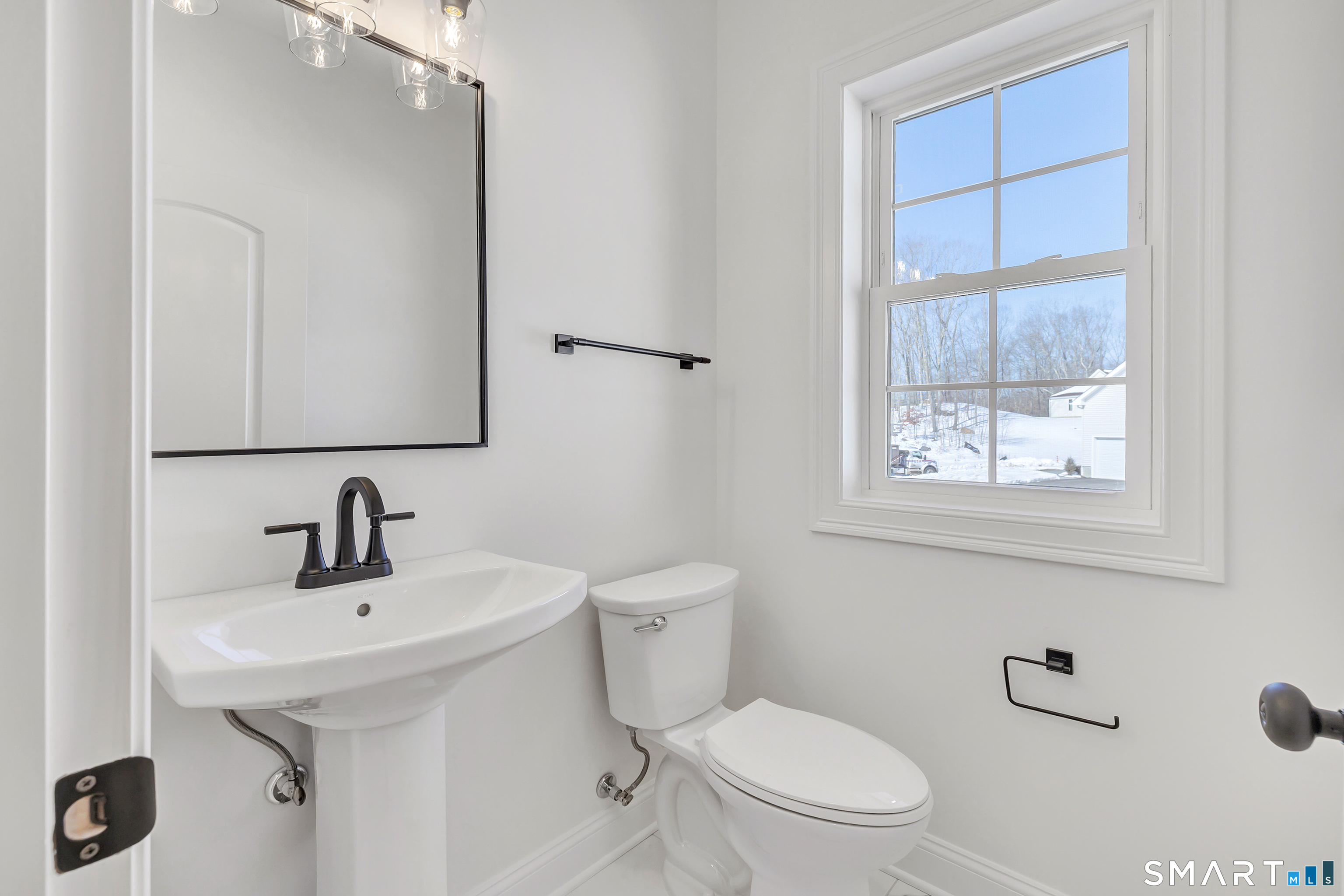 15 Hunting Ridge Road Middlebury CT 06762
