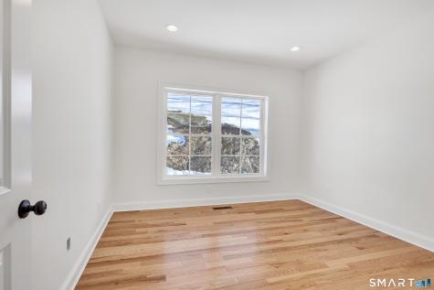 15 Hunting Ridge Road Middlebury CT 06762