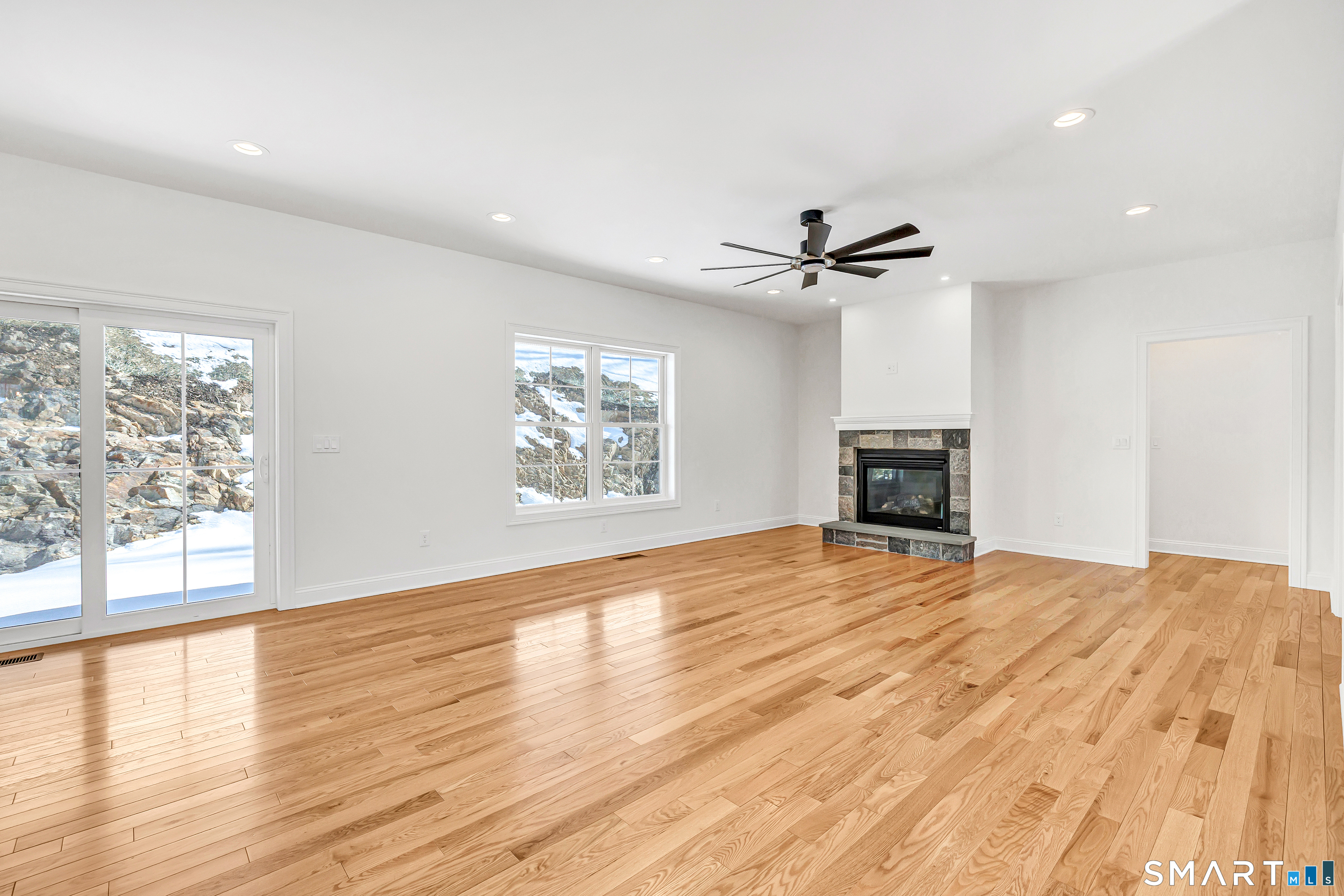 15 Hunting Ridge Road Middlebury CT 06762