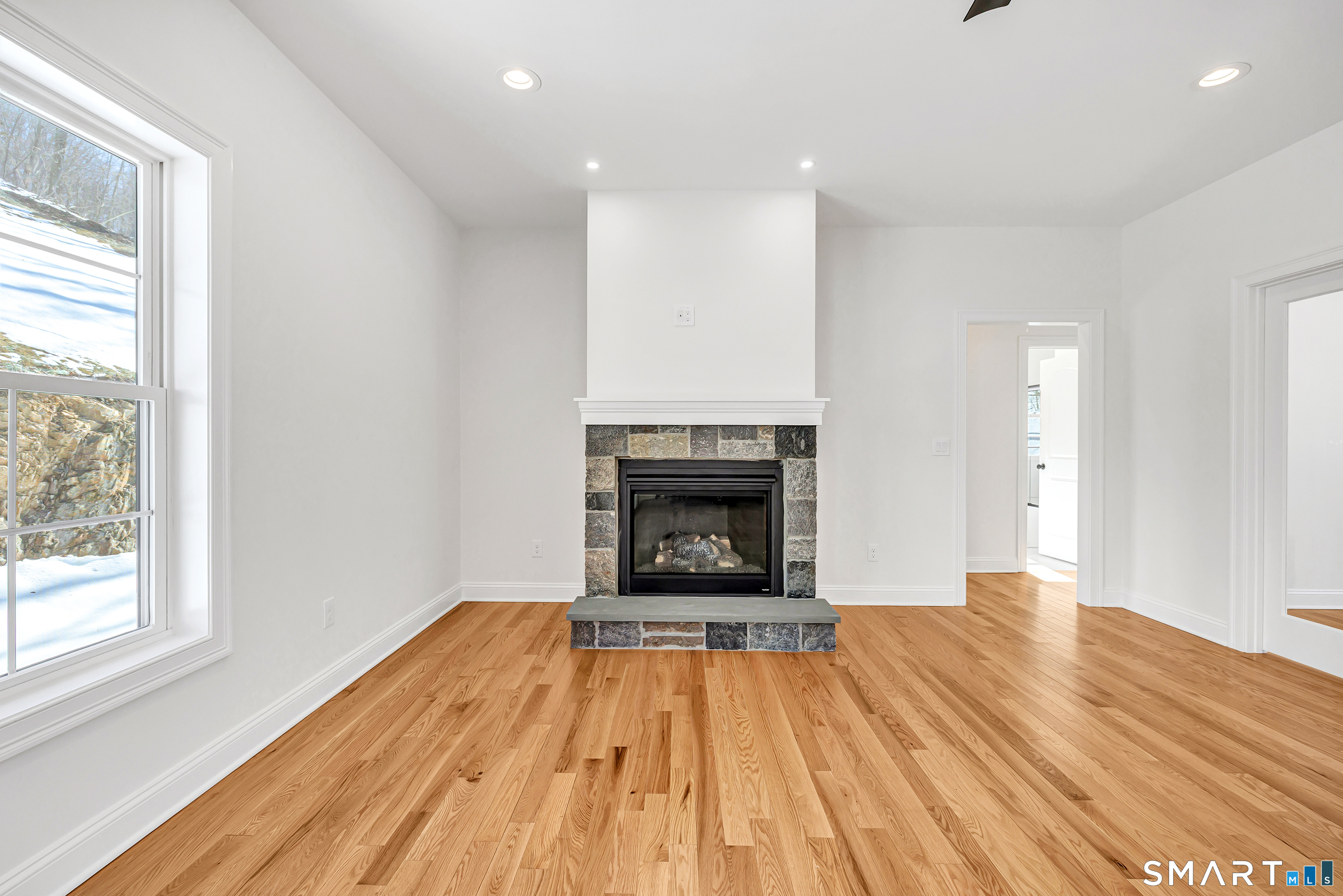 15 Hunting Ridge Road Middlebury CT 06762