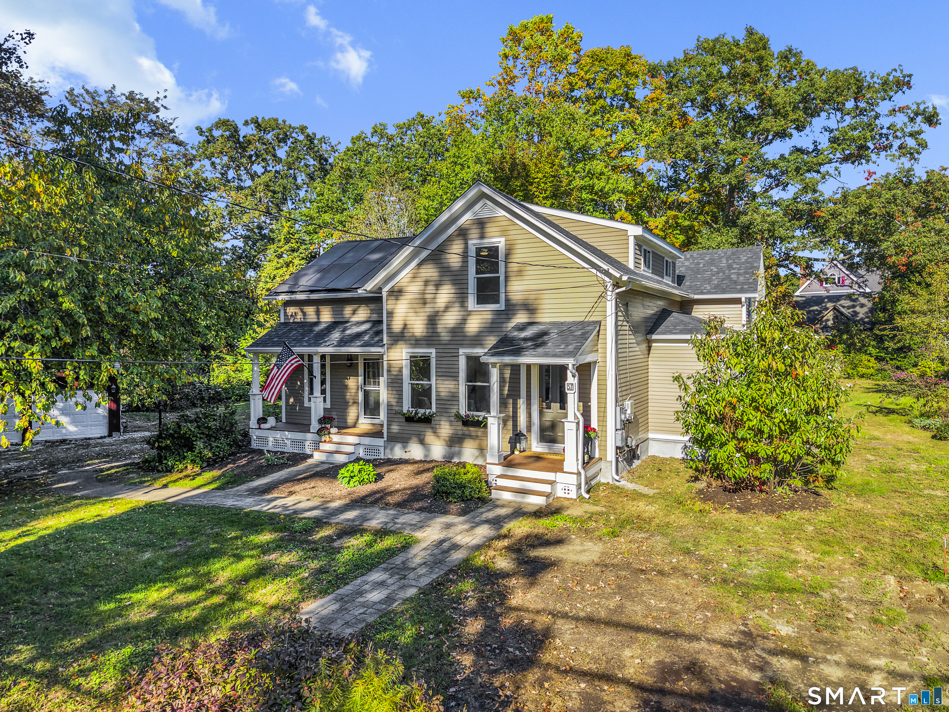57 Walnut Street Essex CT 06442