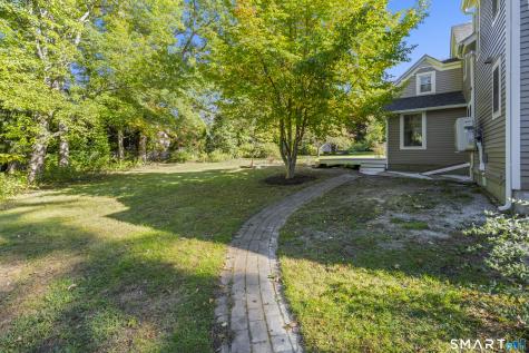 57 Walnut Street Essex CT 06442
