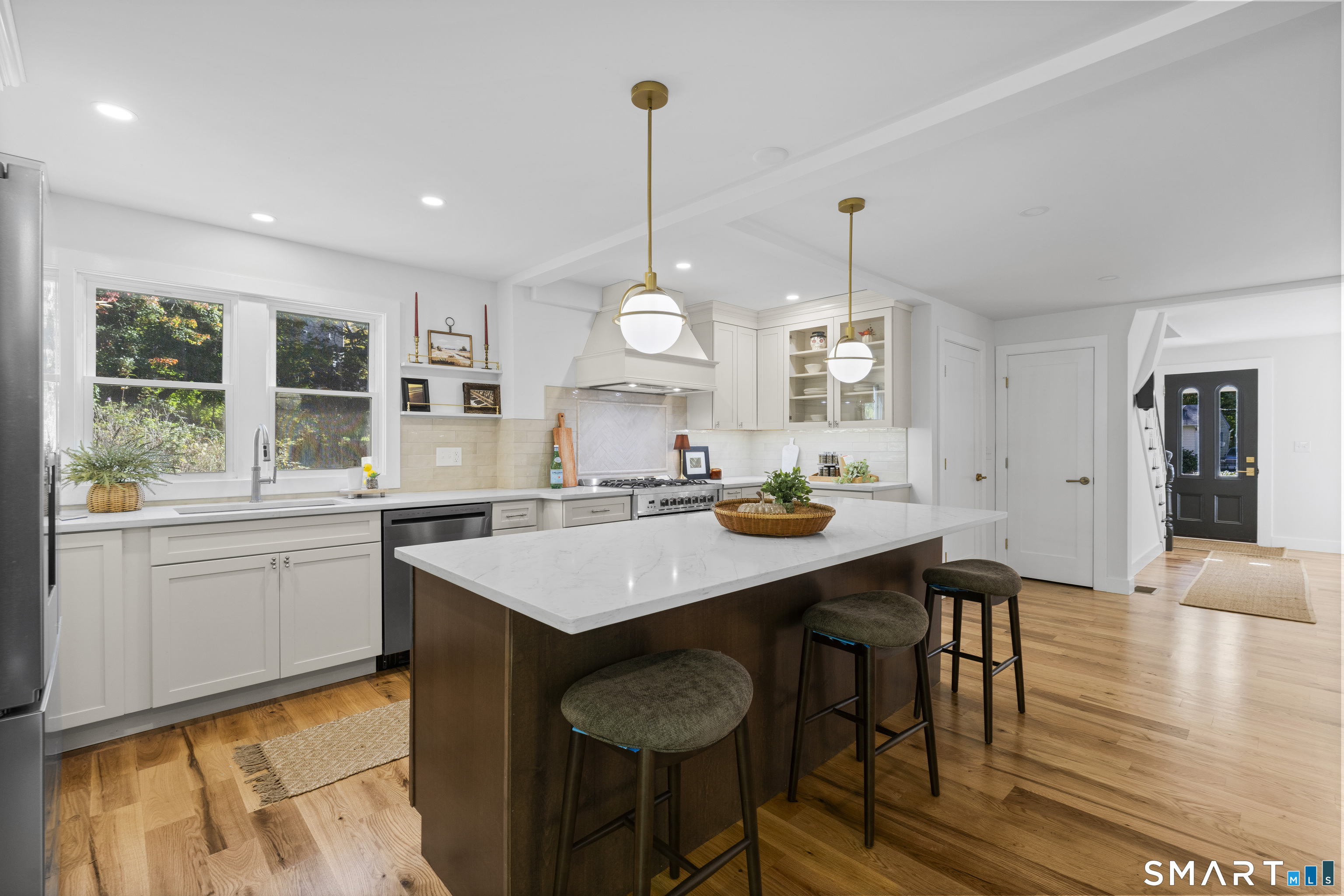 57 Walnut Street Essex CT 06442