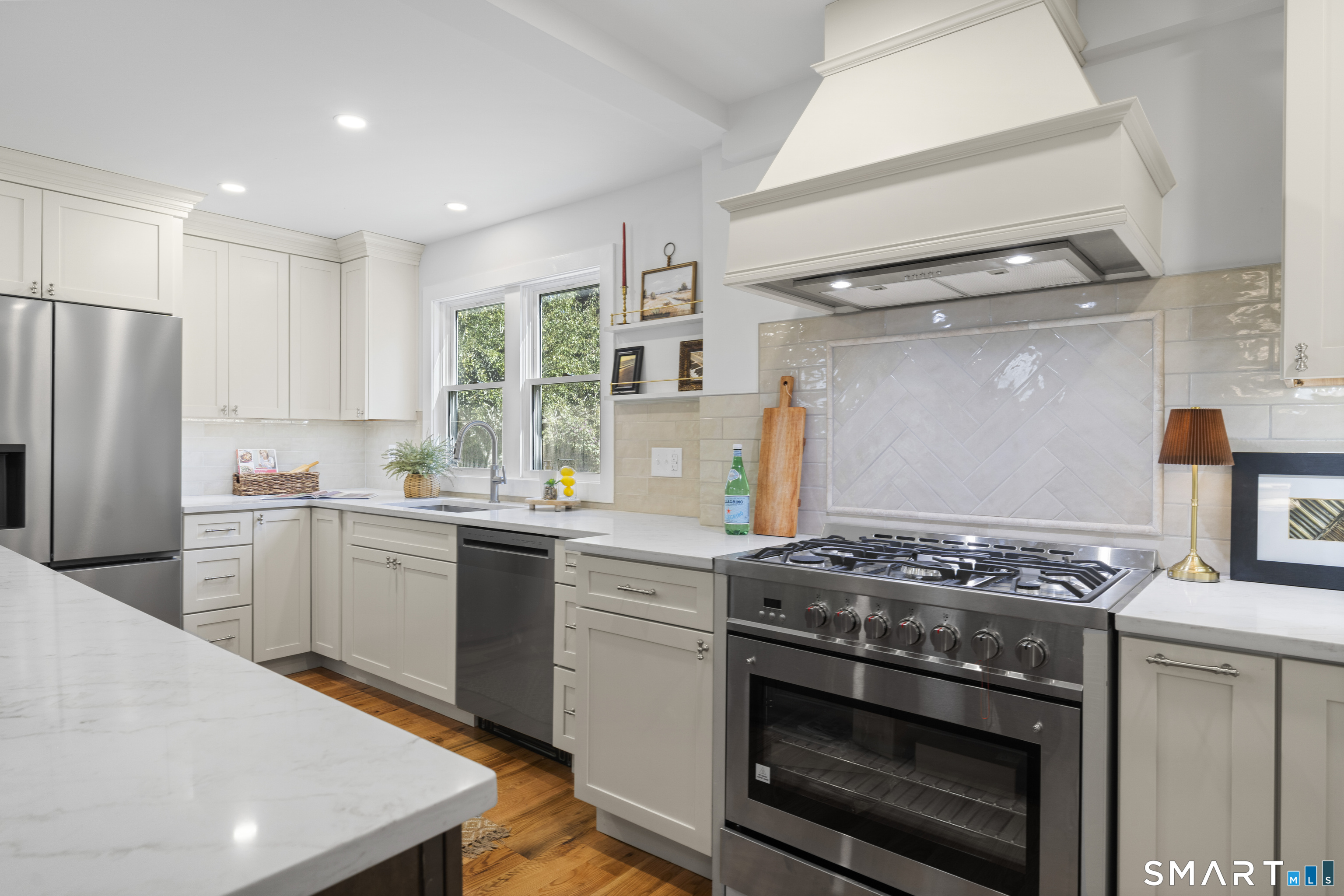 57 Walnut Street Essex CT 06442